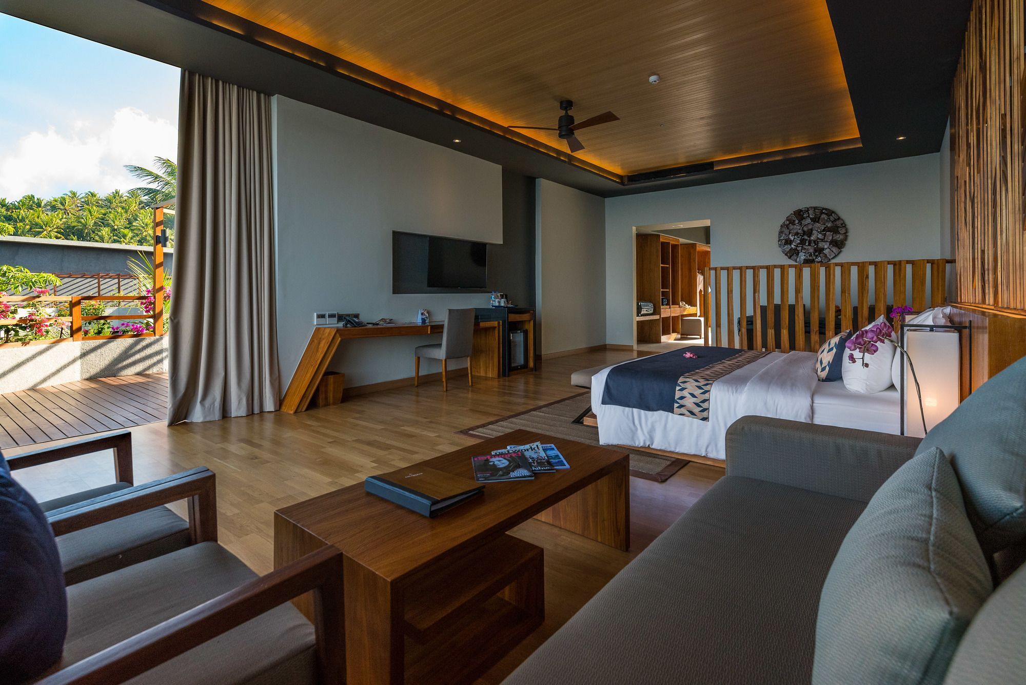 Katamaran Hotel & Resort Senggigi Ngoại thất bức ảnh